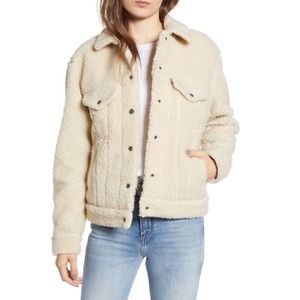 Ex-Boyfriend AO Sherpa Trucker Jacket by Levi